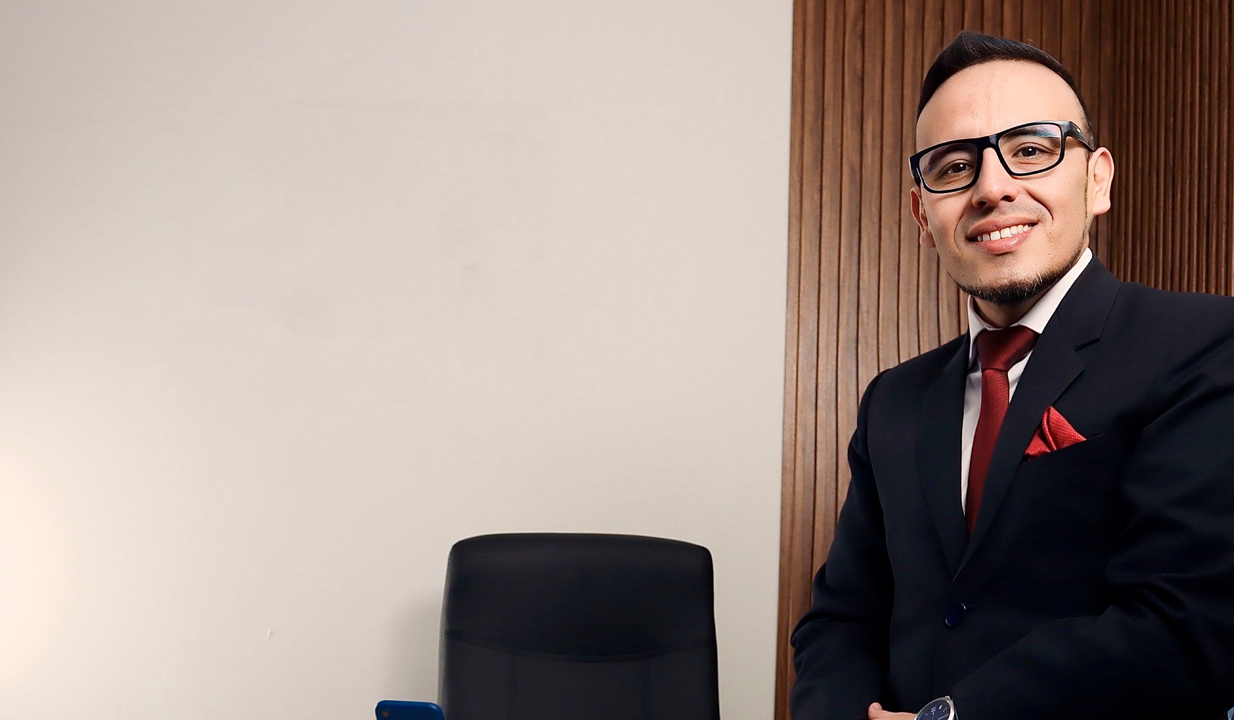 Ernesto Flores, asesor financiero independiente